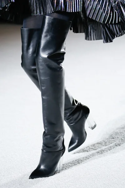 Look 145